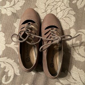 Bella Vita leather lace up shoe